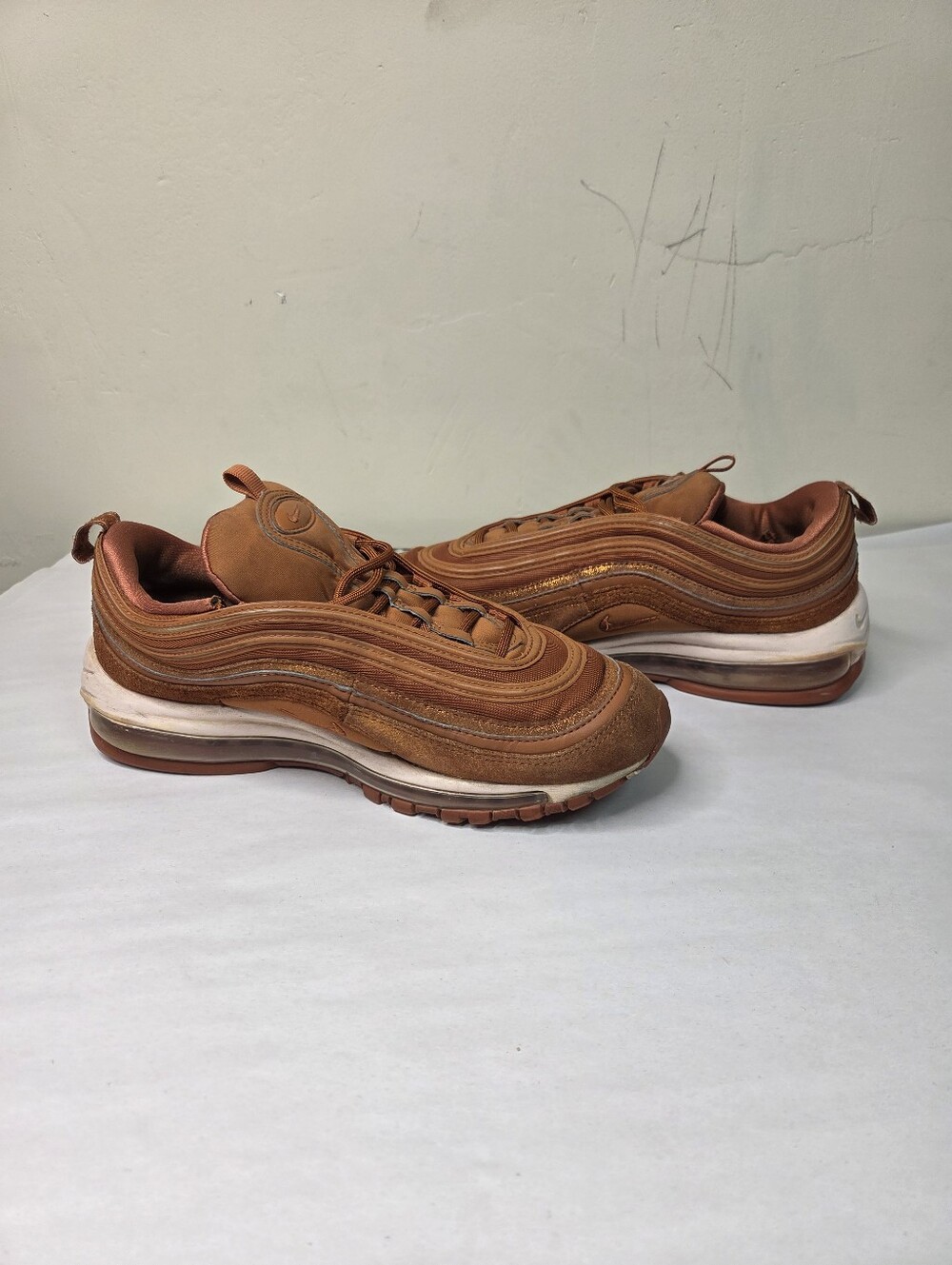 Nike Air Max 97 Bronze Copper Metallic Sneakers Women's US 9 EUR 40.5 Shoes - Picture 11 of 12